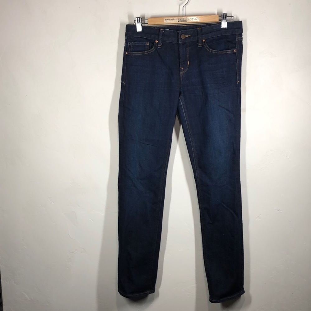 Gap Real Straight dark wash jeans size 28